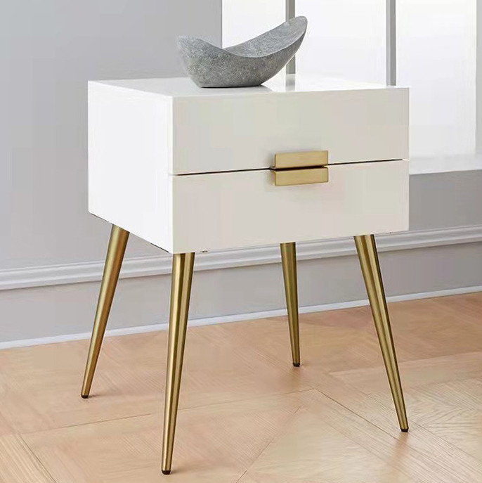 il metallo T materiale di 18cm ha modellato i piedi Chrome Sofa Bed Legs del Governo d'angolo