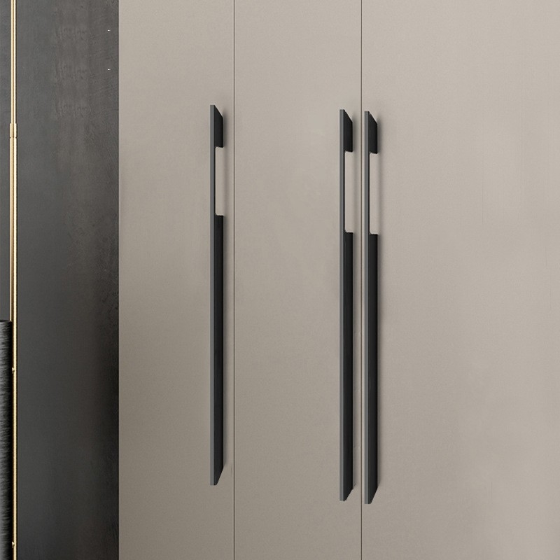 Il guardaroba classico tratta lungamente la decorazione nera dell'oro 1000mm per la camera da letto